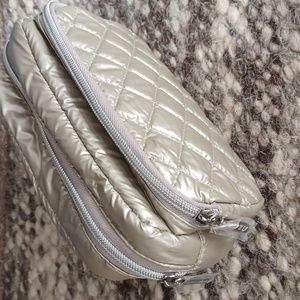 Shiseido  cosmetic bag